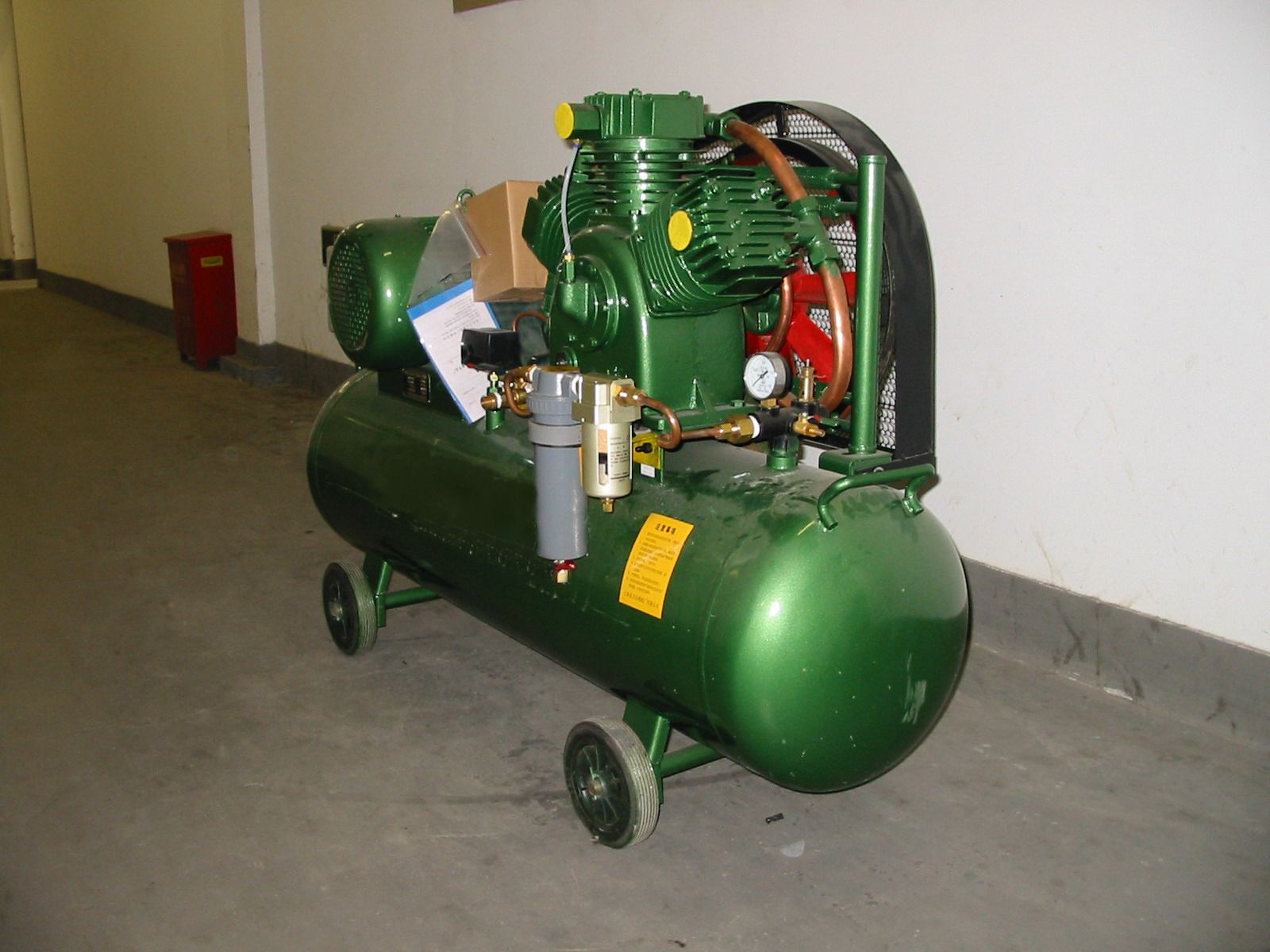 W-0.7/30空氣壓縮機 0.7m3/min 3MPA